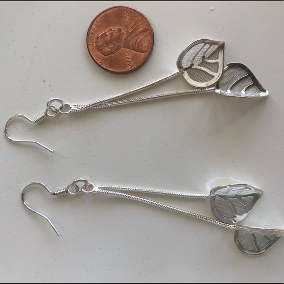 Sweet Valentine Heart-Shaped Leaves Dangle from Silver-Toned Earrings - Picture 6 of 7